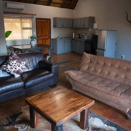 Morakane Safari Lodge Vryburg Kamer foto